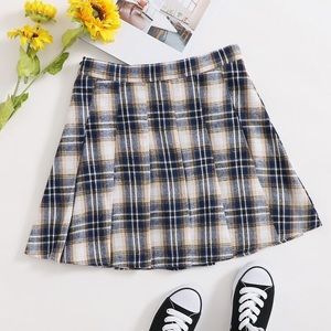 Zipper Side Tartan Pleated Skirt